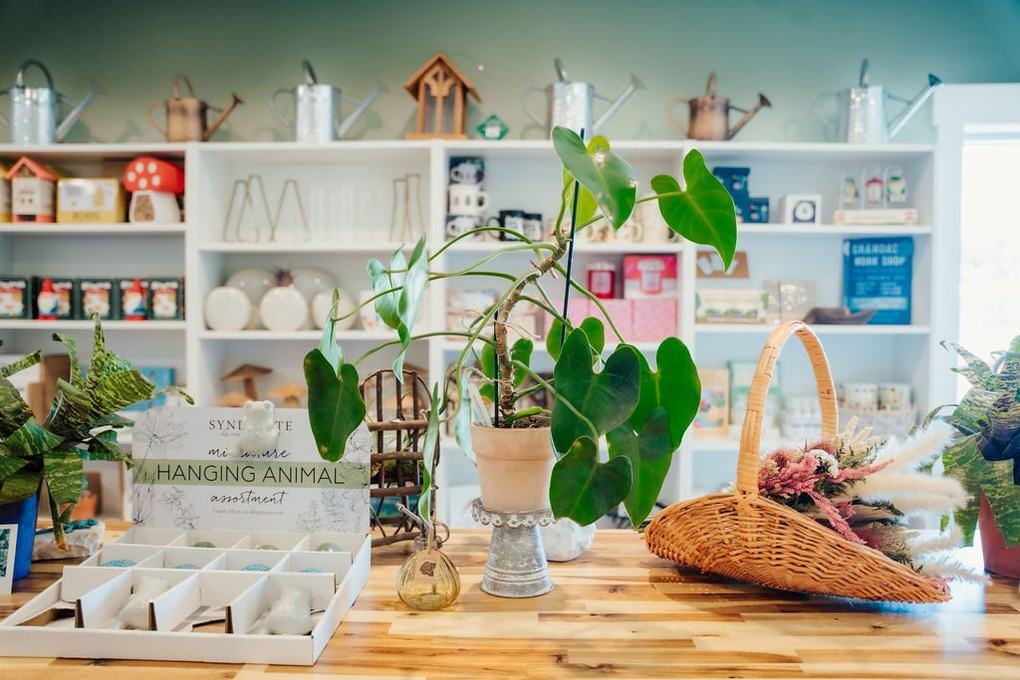 The gift shop table